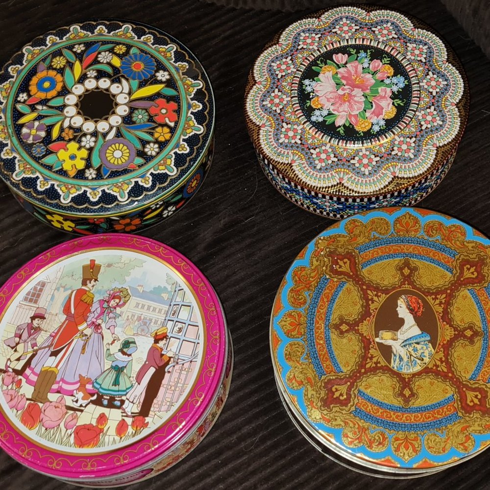 4 Vintage Cookie / Candy Tins (one Rare)